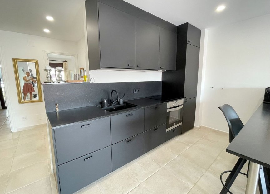 Reventa - Apartment - Middle Floor Apartment - Marbella - Nueva Andalucia