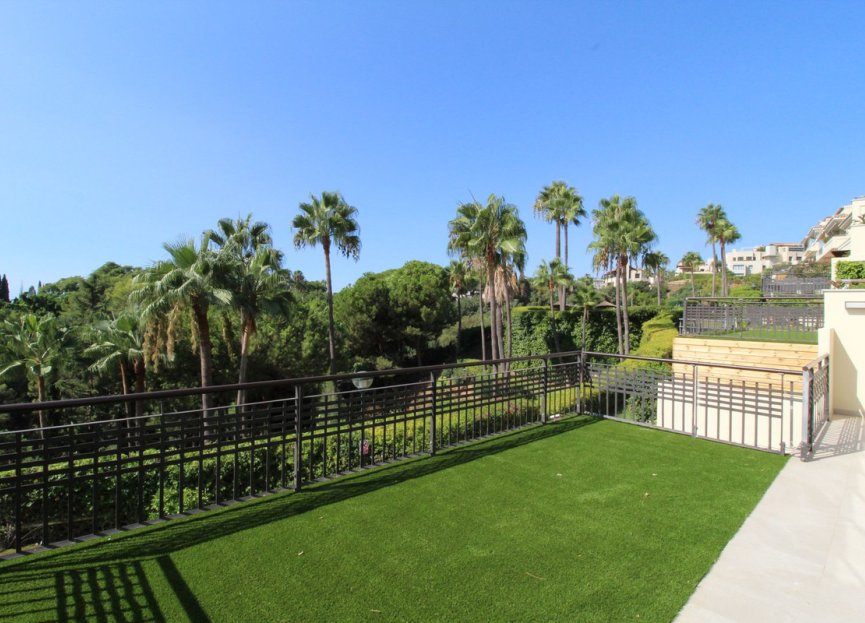 Resale - Ground floor apartment - Marbella - Sierra Blanca