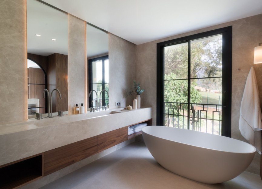 Resale - House - Semi-Detached House - Marbella - Nueva Andalucia