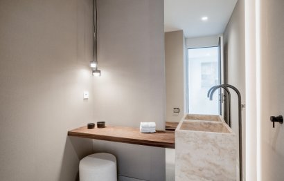 Resale - House - Semi-Detached House - Marbella - Nueva Andalucia