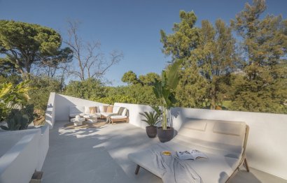 Resale - House - Semi-Detached House - Marbella - Nueva Andalucia