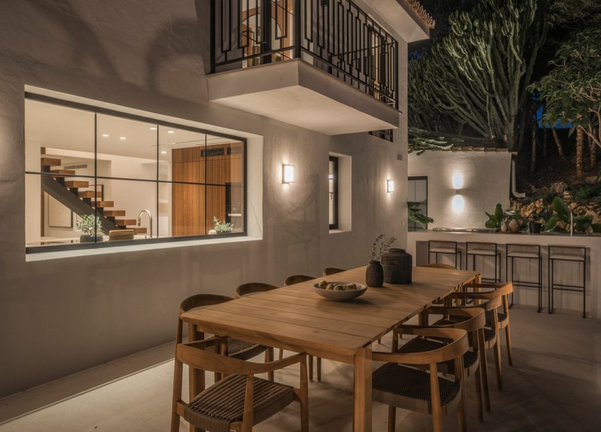 Resale - House - Semi-Detached House - Marbella - Nueva Andalucia