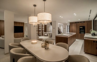 Resale - House - Semi-Detached House - Marbella - Nueva Andalucia