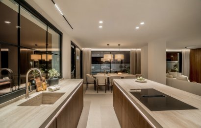 Resale - House - Semi-Detached House - Marbella - Nueva Andalucia