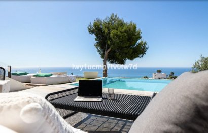 Resale - House - Detached Villa - Benalmádena - Benalmadena Centro