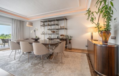 Resale - Apartment - Middle Floor Apartment - Marbella - Puerto Banús