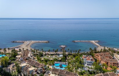 Resale - Apartment - Middle Floor Apartment - Marbella - Puerto Banús