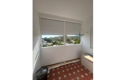 Resale - Apartment - Middle Floor Apartment - Estepona - Estepona Centro