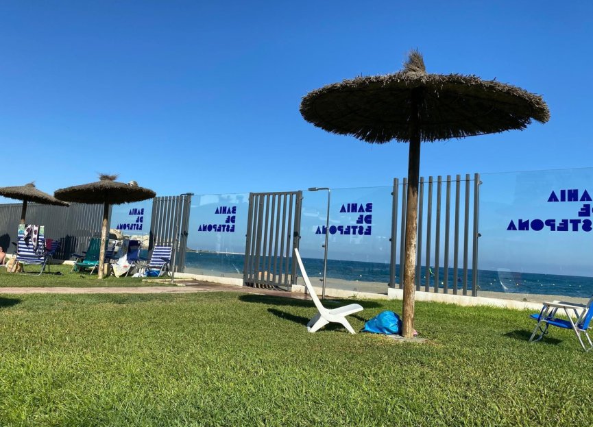 Resale - Apartment - Middle Floor Apartment - Estepona - Estepona Centro