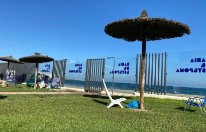 Resale - Apartment - Middle Floor Apartment - Estepona - Estepona Centro