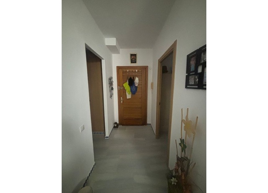 Resale - Apartment - Middle Floor Apartment - Estepona - Estepona Centro