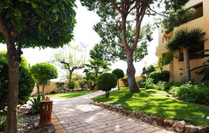 Resale - Apartment - Middle Floor Apartment - Benalmádena - Benalmadena Centro