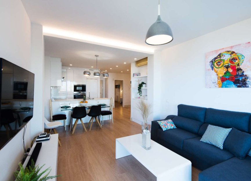 Resale - Apartment - Middle Floor Apartment - Benalmádena - Benalmadena Centro