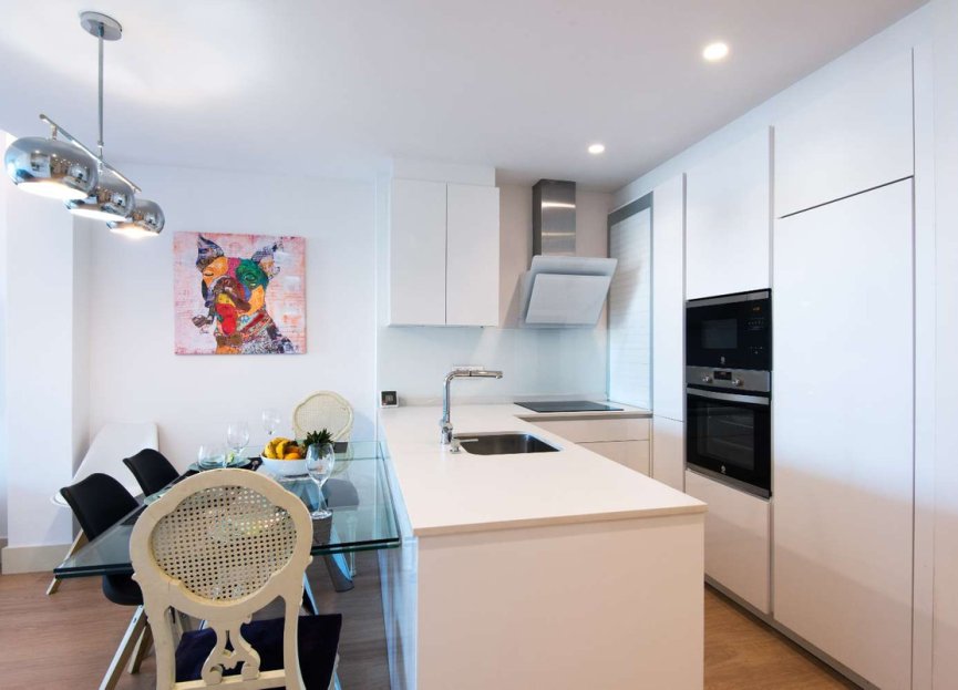 Resale - Apartment - Middle Floor Apartment - Benalmádena - Benalmadena Centro