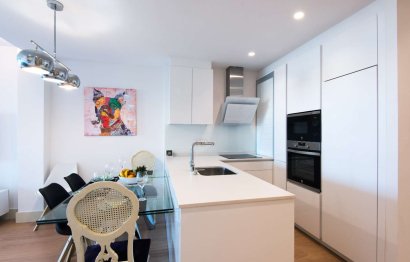 Resale - Apartment - Middle Floor Apartment - Benalmádena - Benalmadena Centro