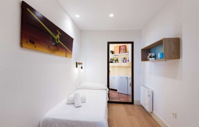 Resale - Apartment - Middle Floor Apartment - Benalmádena - Benalmadena Centro