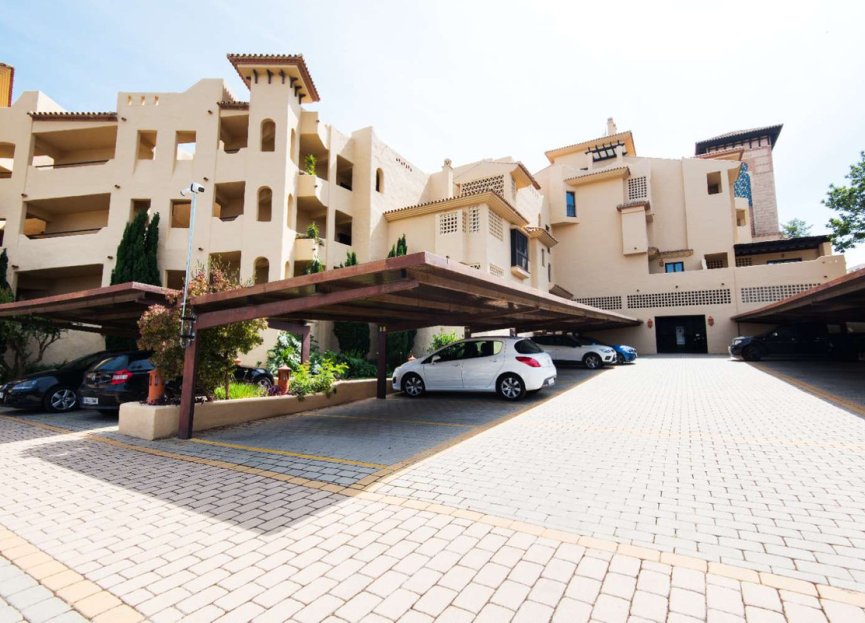 Resale - Apartment - Middle Floor Apartment - Benalmádena - Benalmadena Centro