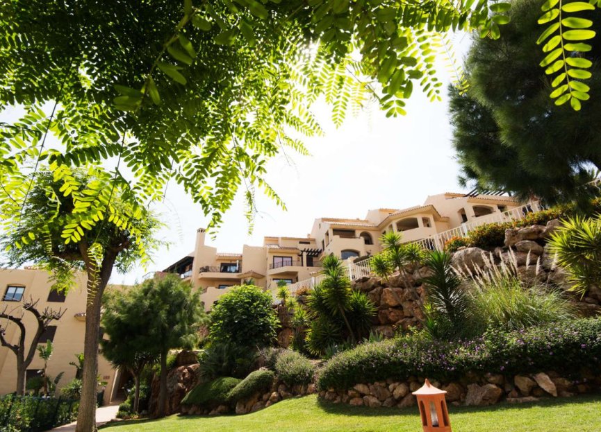 Resale - Apartment - Middle Floor Apartment - Benalmádena - Benalmadena Centro