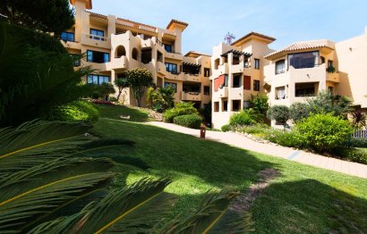 Resale - Apartment - Middle Floor Apartment - Benalmádena - Benalmadena Centro