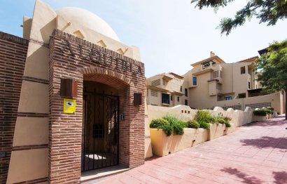 Resale - Apartment - Middle Floor Apartment - Benalmádena - Benalmadena Centro