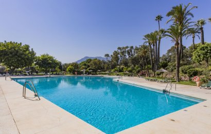 Resale - Apartment - Middle Floor Apartment - Marbella - Río Real