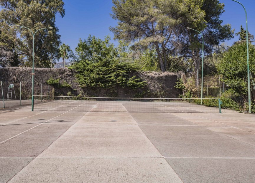 Resale - Apartment - Middle Floor Apartment - Marbella - Río Real