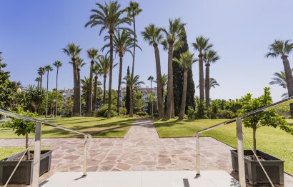 Resale - Apartment - Middle Floor Apartment - Marbella - Río Real