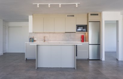 Resale - Apartment - Middle Floor Apartment - Marbella - Río Real