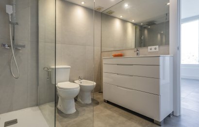 Resale - Apartment - Middle Floor Apartment - Marbella - Río Real