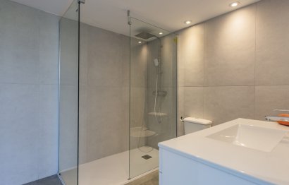 Resale - Apartment - Middle Floor Apartment - Marbella - Río Real