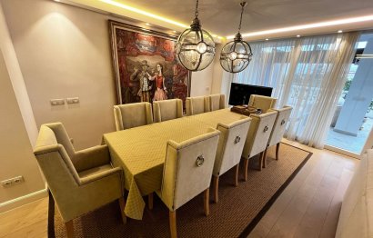 Resale - Apartment - Middle Floor Apartment - Marbella - Puerto Banús