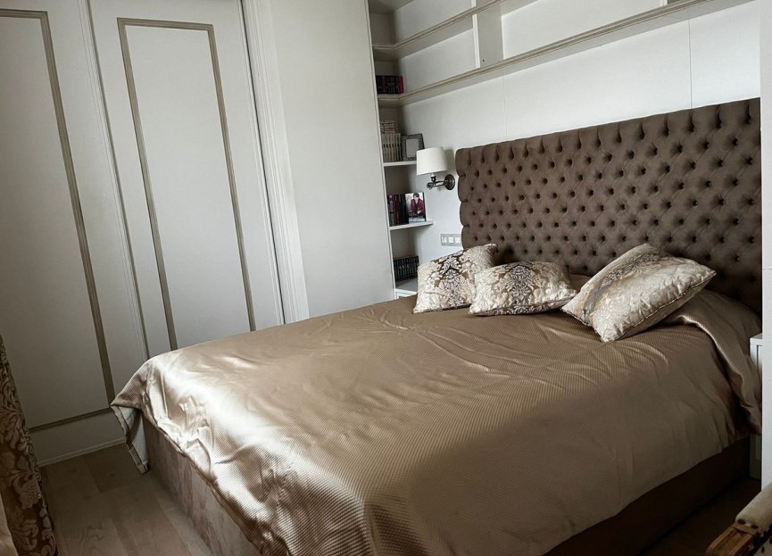 Resale - Apartment - Middle Floor Apartment - Marbella - Puerto Banús