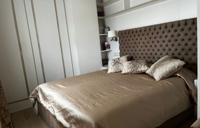 Resale - Apartment - Middle Floor Apartment - Marbella - Puerto Banús