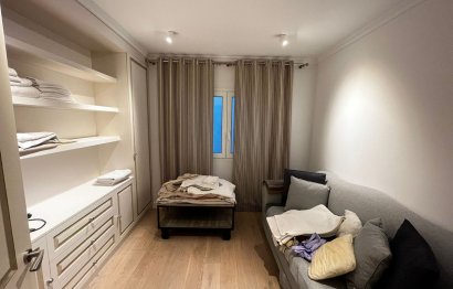 Resale - Apartment - Middle Floor Apartment - Marbella - Puerto Banús