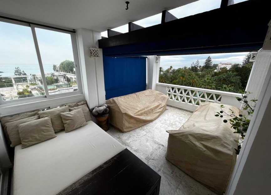 Resale - Apartment - Middle Floor Apartment - Marbella - Puerto Banús