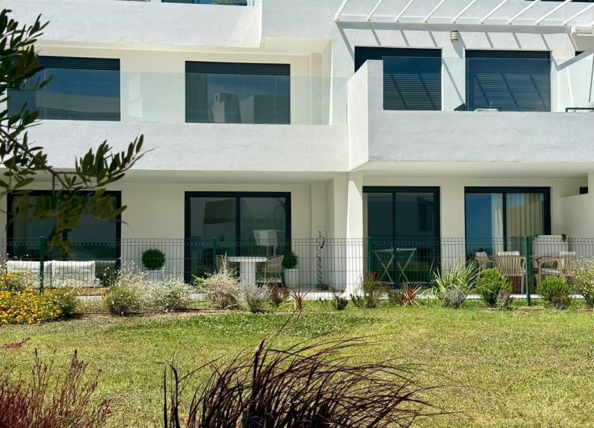 Resale - Ground floor apartment - Casares - Casares Playa