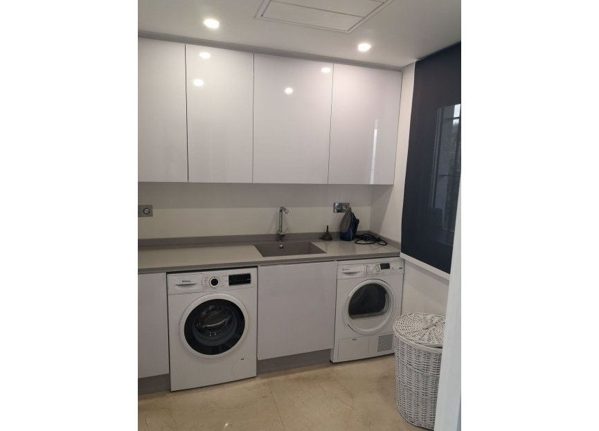 Reventa - House - Semi-Detached House - Estepona - Estepona Centro