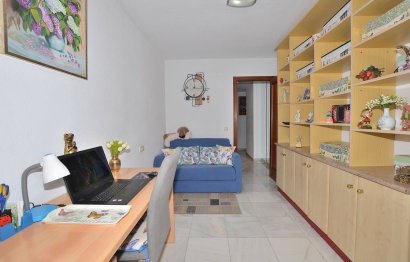 Resale - Apartment - Middle Floor Apartment - Fuengirola - Los Boliches