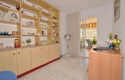 Resale - Apartment - Middle Floor Apartment - Fuengirola - Los Boliches