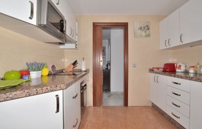 Resale - Apartment - Middle Floor Apartment - Fuengirola - Los Boliches