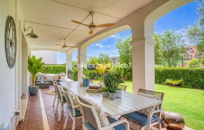 Resale - House - Detached Villa - Estepona - Estepona Centro