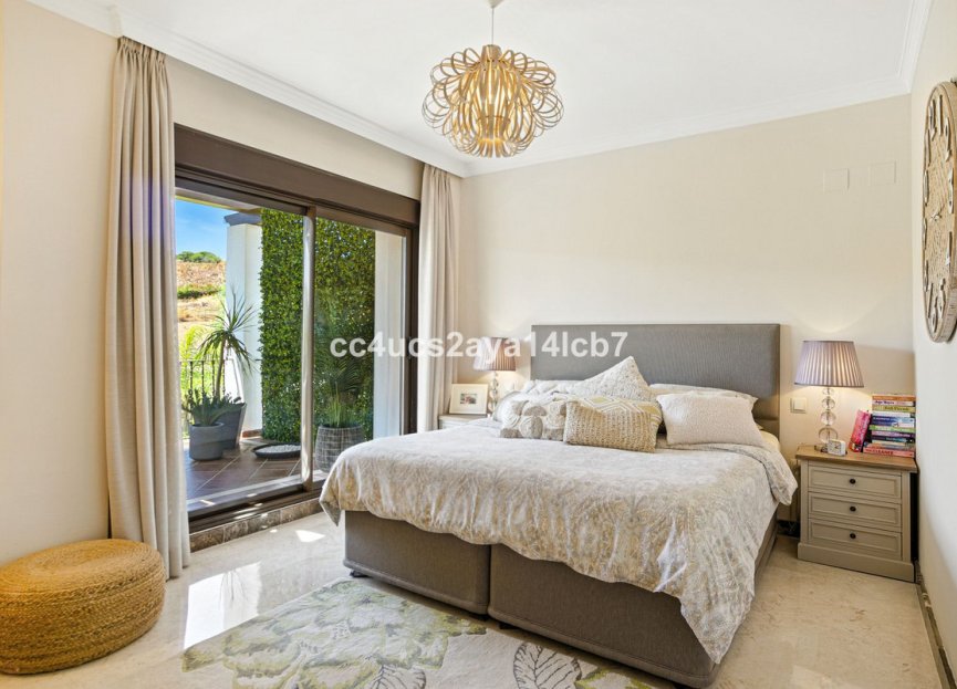 Resale - House - Detached Villa - Estepona - Estepona Centro