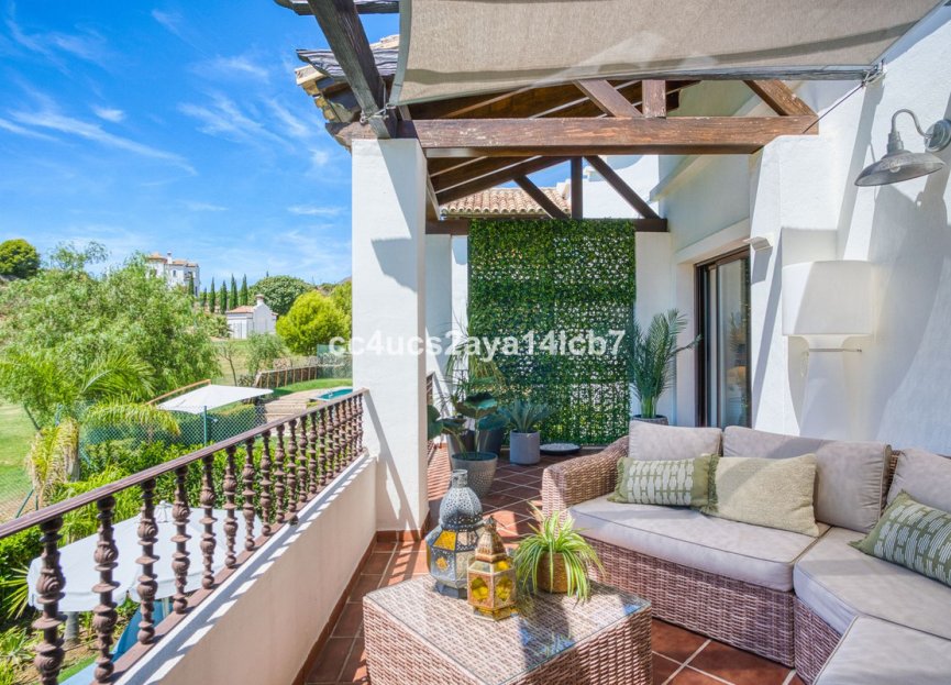 Resale - House - Detached Villa - Estepona - Estepona Centro