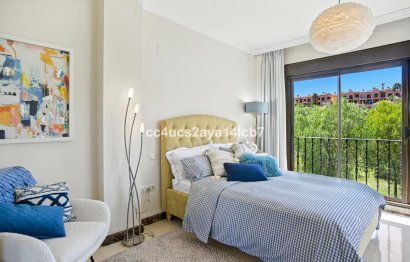 Resale - House - Detached Villa - Estepona - Estepona Centro