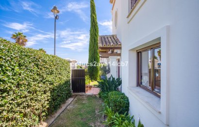 Resale - House - Detached Villa - Estepona - Estepona Centro