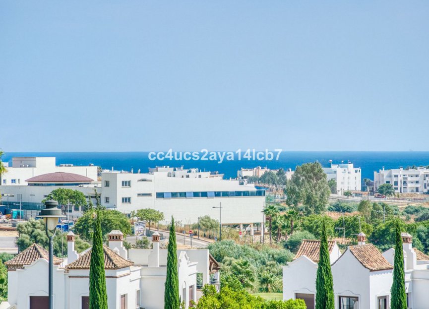 Resale - House - Detached Villa - Estepona - Estepona Centro