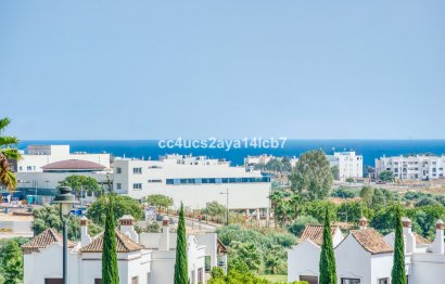 Resale - House - Detached Villa - Estepona - Estepona Centro