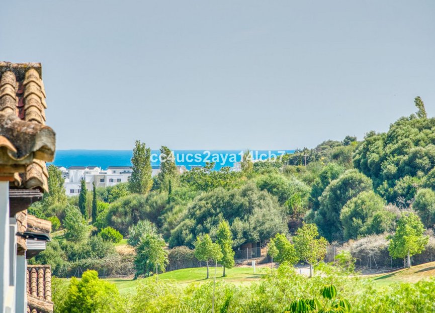 Resale - House - Detached Villa - Estepona - Estepona Centro