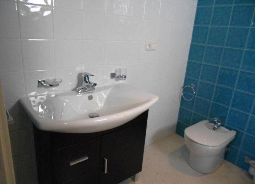 Resale - Apartment - Middle Floor Apartment - Marbella - Puerto Banús