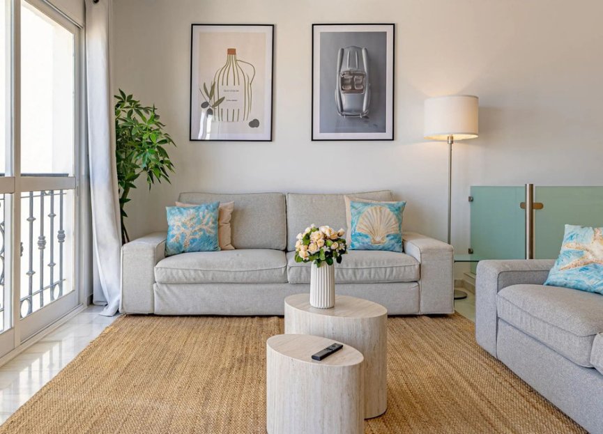 Resale - Apartment - Middle Floor Apartment - Marbella - Puerto Banús